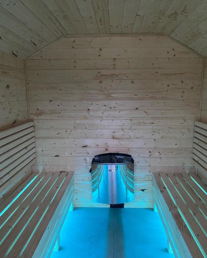 Holiday Hill Karpnki, Sauna, Domek Hygge-Balia, Domek Lagom-Jacuzzi Karpniki Exterior foto