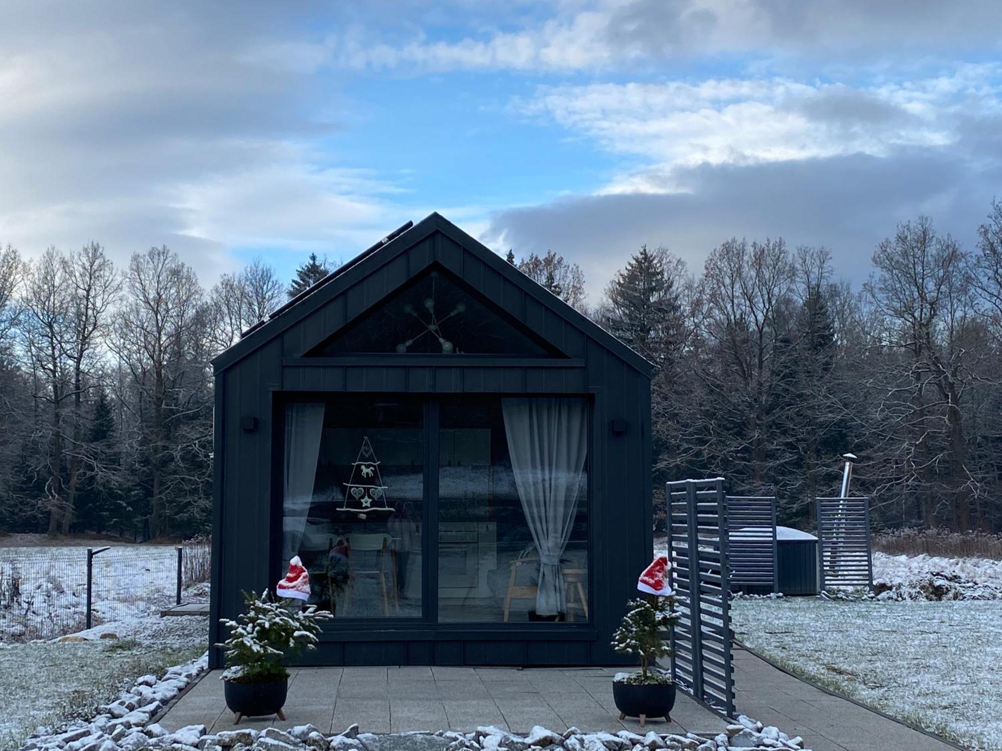 Holiday Hill Karpnki, Sauna, Domek Hygge-Balia, Domek Lagom-Jacuzzi Karpniki Exterior foto